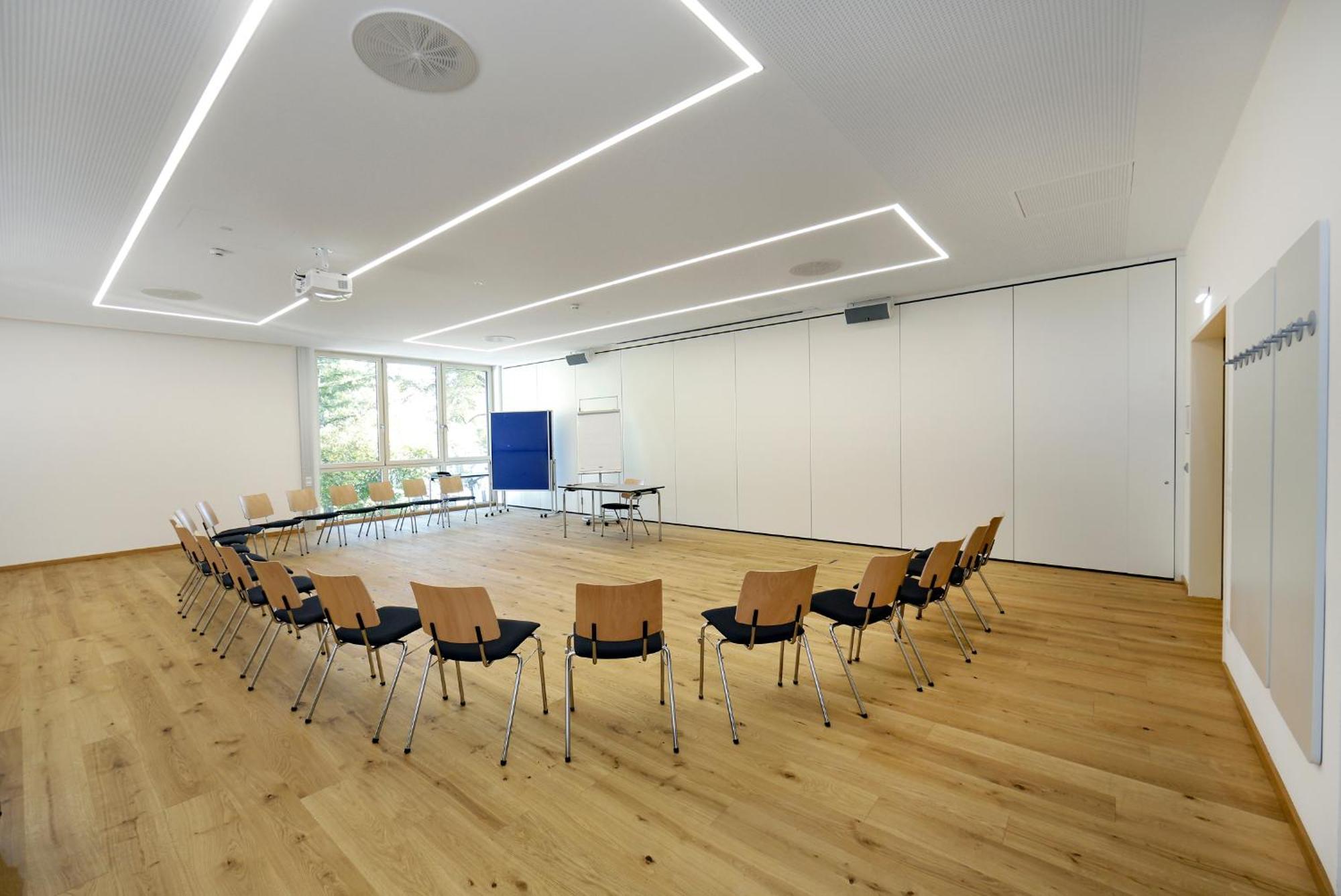 Hotel Steiermarkhof Graz - Aus Holz Gebaut, Von Huegeln Gekuesst 외부 사진