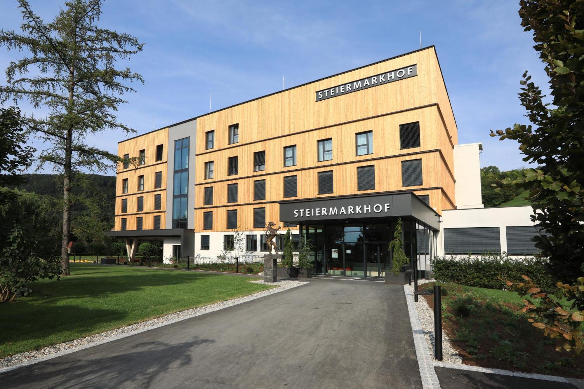 Hotel Steiermarkhof Graz - Aus Holz Gebaut, Von Huegeln Gekuesst 외부 사진