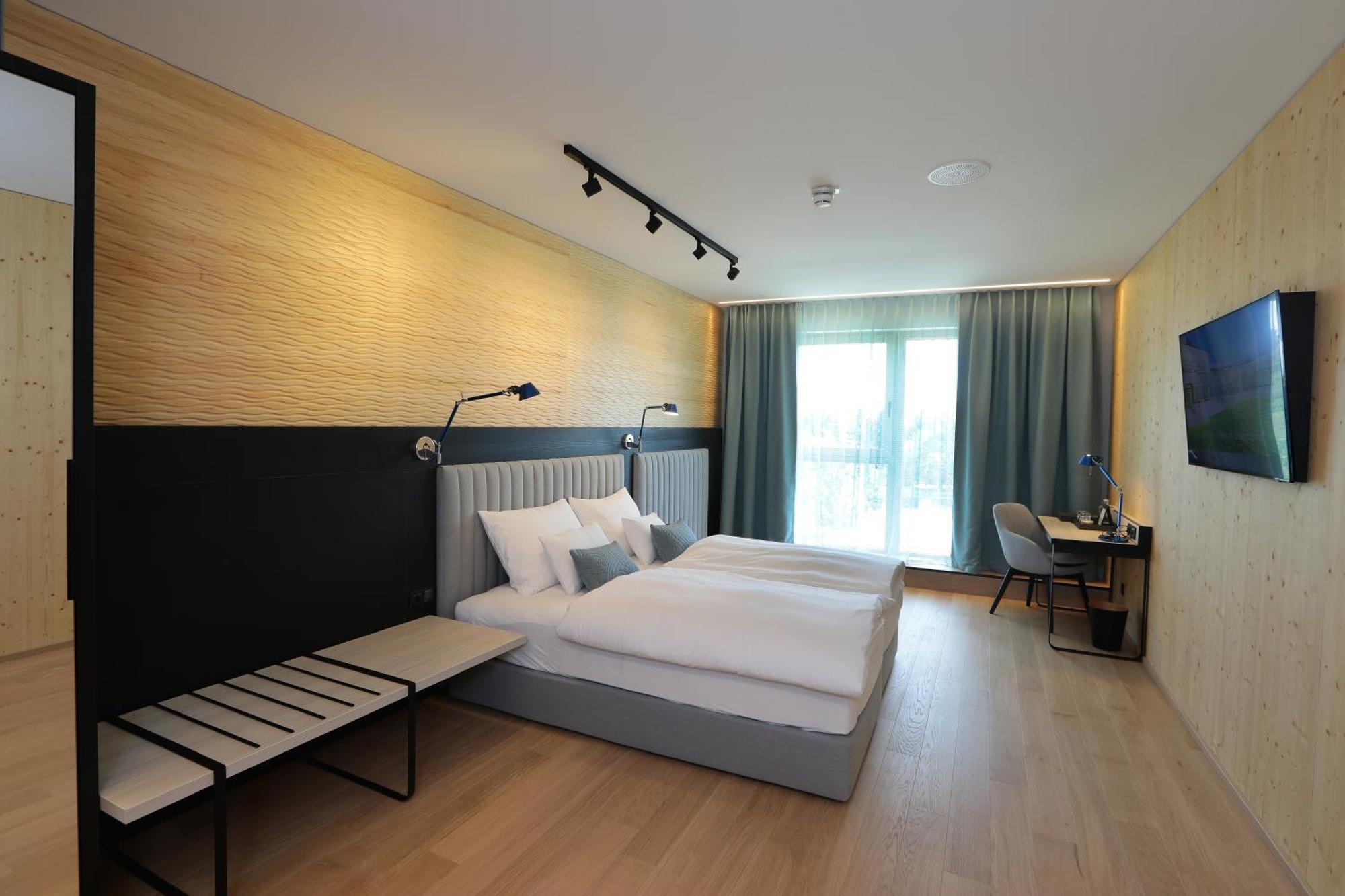 Hotel Steiermarkhof Graz - Aus Holz Gebaut, Von Huegeln Gekuesst 외부 사진
